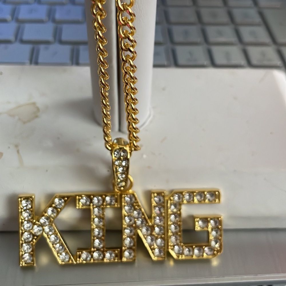 King Necklace